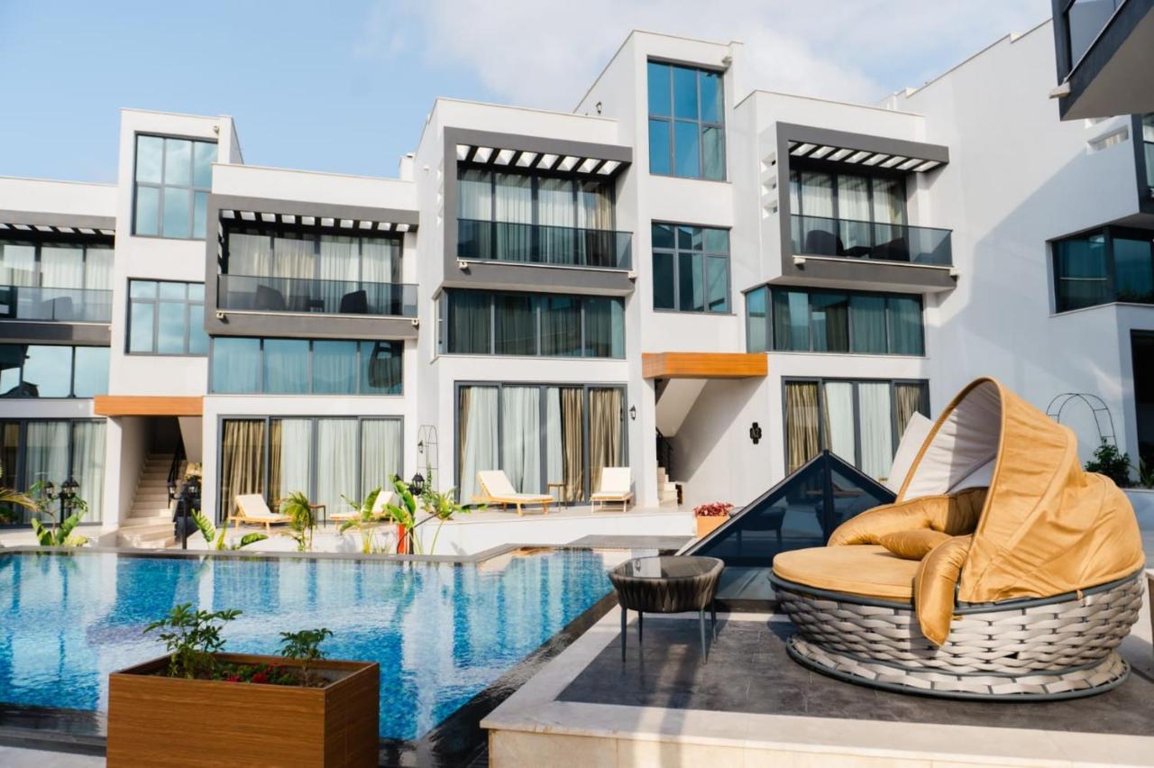 Del Mare Park Hotel ไคริเนีย ภายนอก รูปภาพ