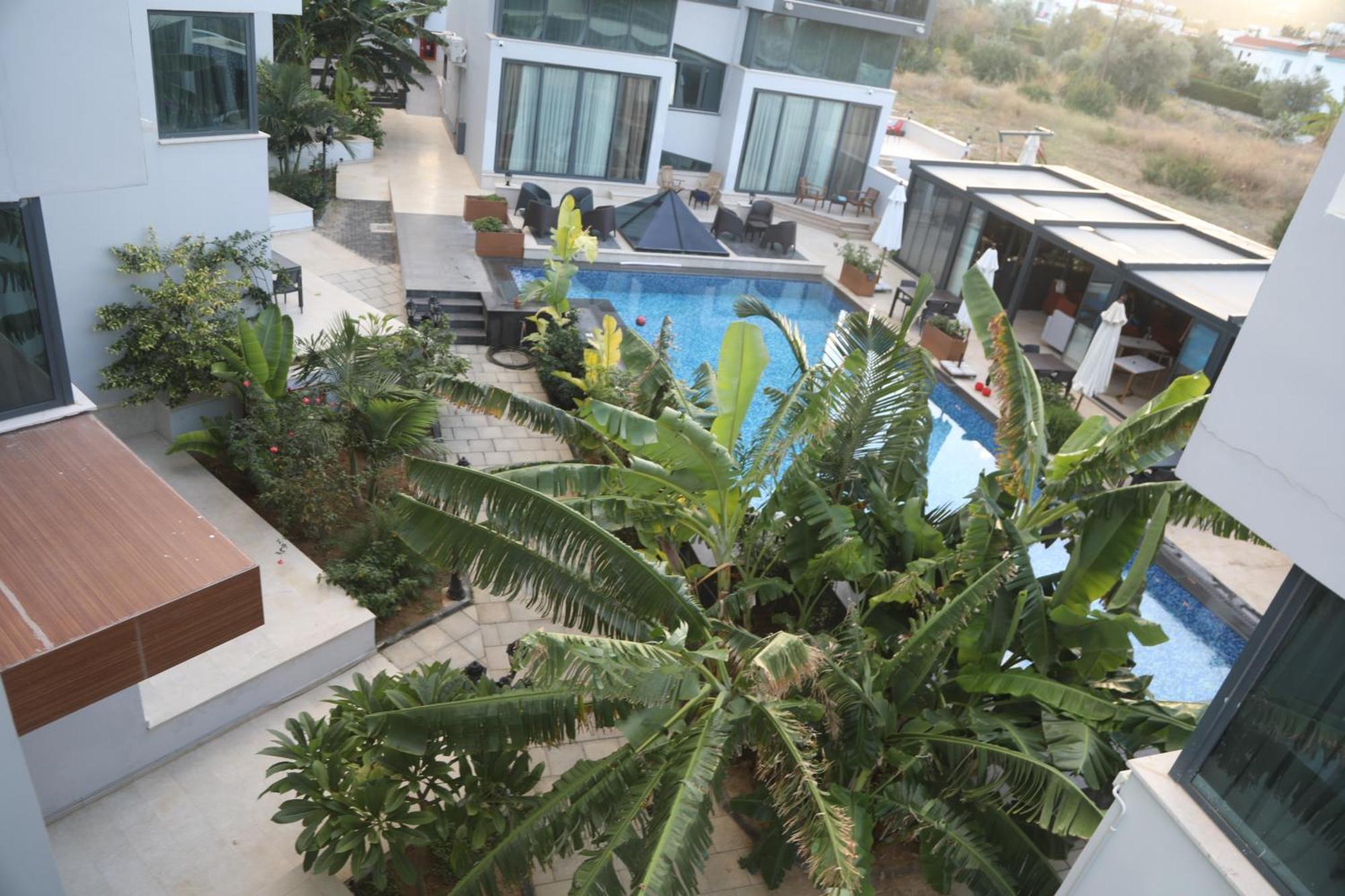 Del Mare Park Hotel ไคริเนีย ภายนอก รูปภาพ